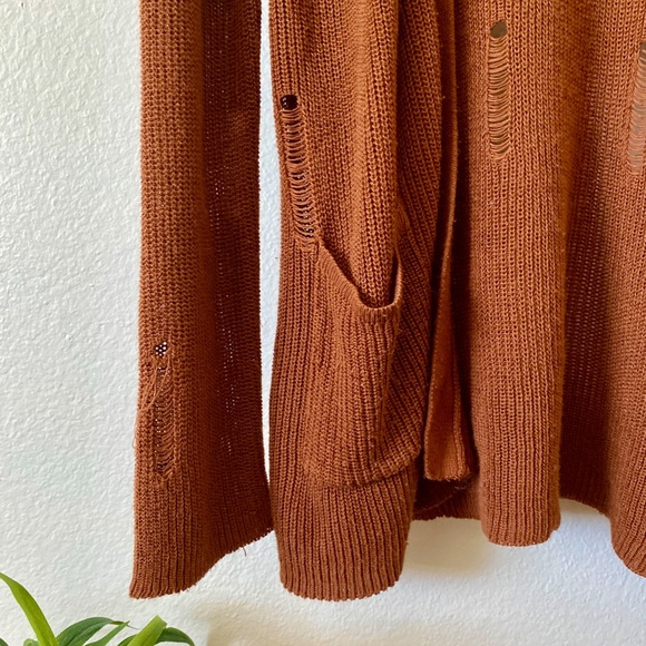 Daytrip Burnt Orange Cardigan Sweater - Picture 4 of 6